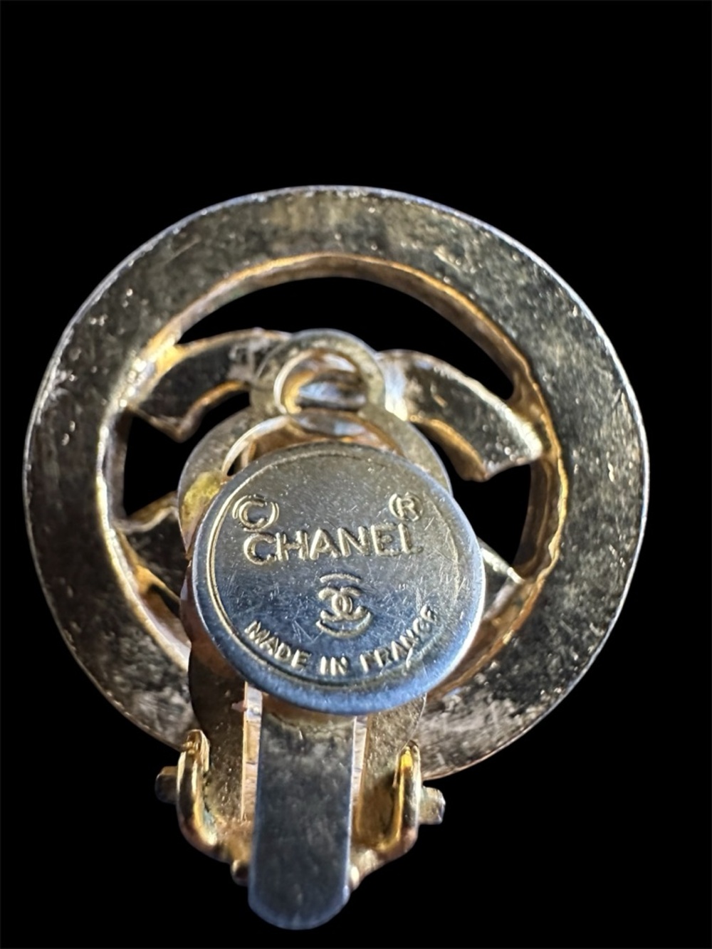 Vintage CHANEL Gold Tone Rhinestone CC Logo Clip-On Earrings - Picture 5 of 15